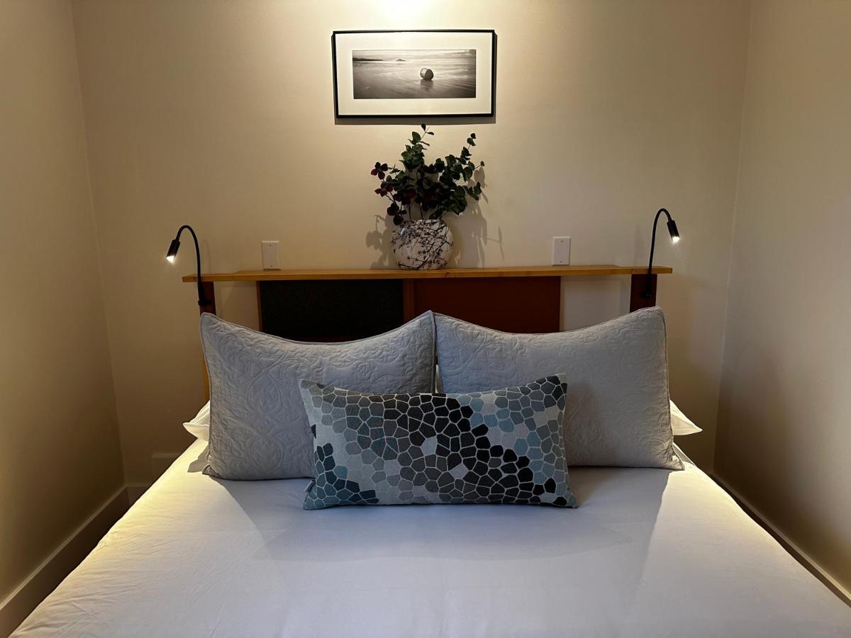 Liahona Guest House Ucluelet Buitenkant foto