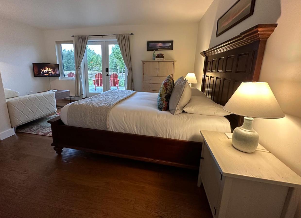 Liahona Guest House Ucluelet Buitenkant foto