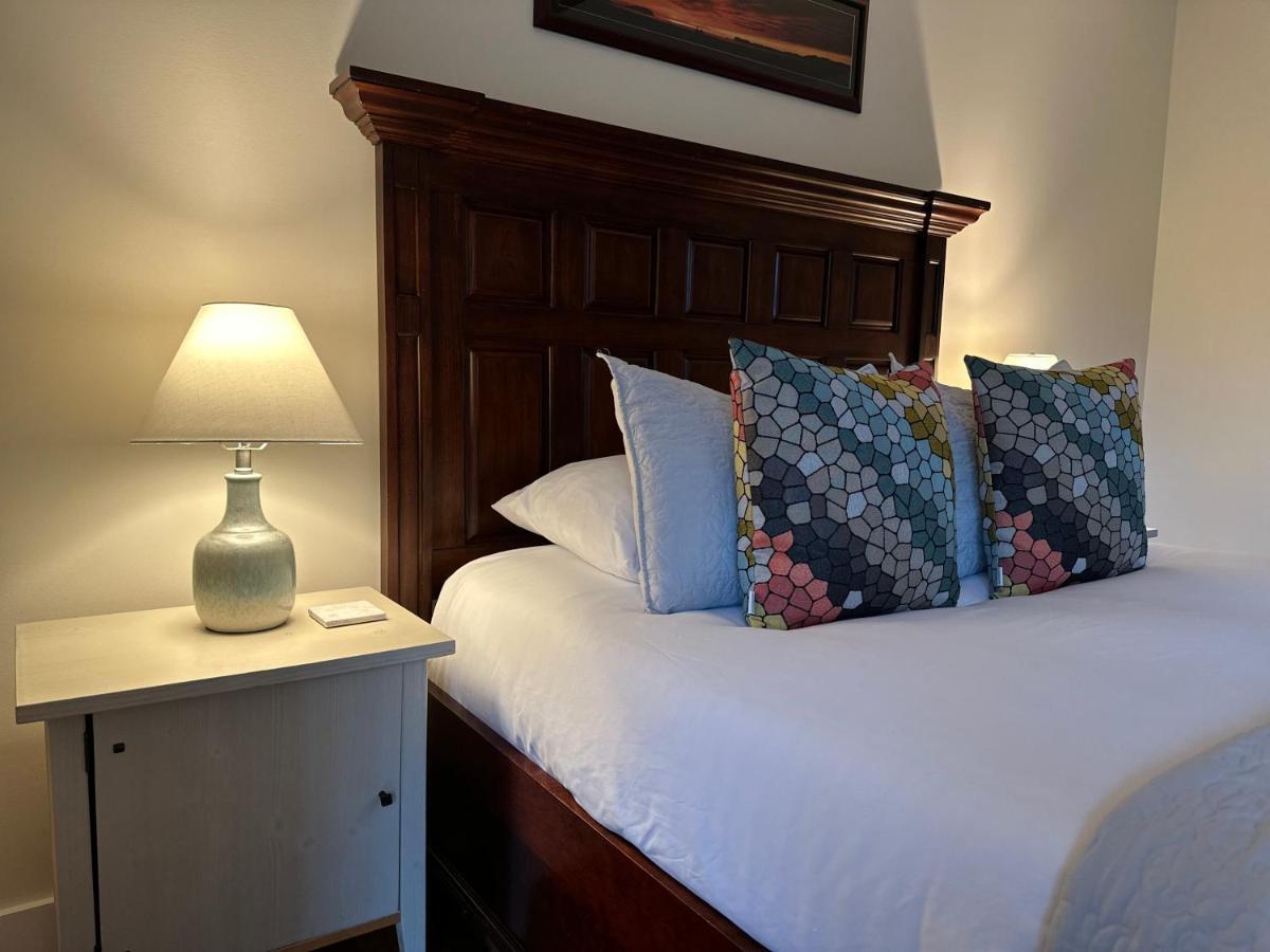 Liahona Guest House Ucluelet Buitenkant foto